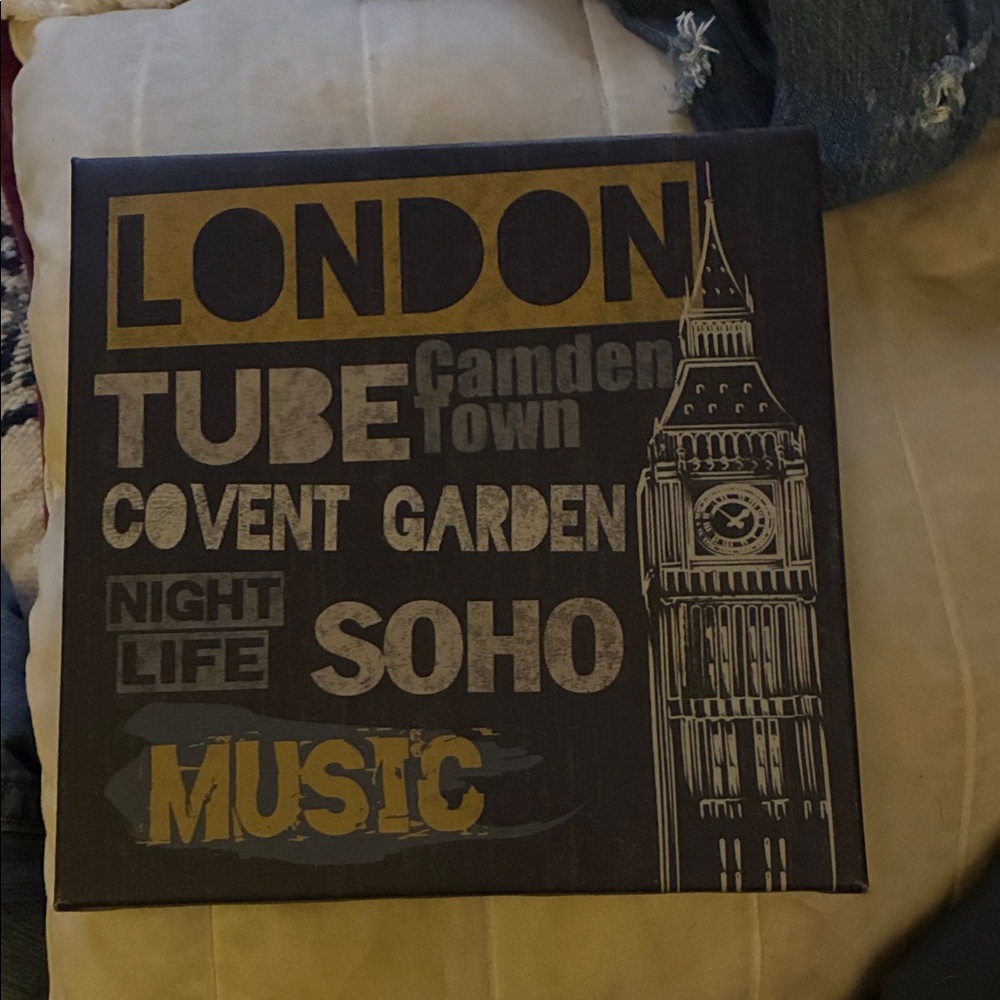 London Wall Art Decor with Big Ben Design